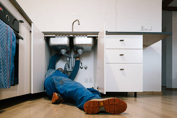 Professional Leak Detection technician working in Amherst, TX